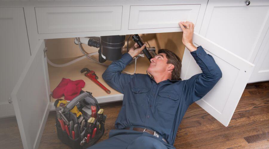 Local tankless water heater installation in Stonington, IL